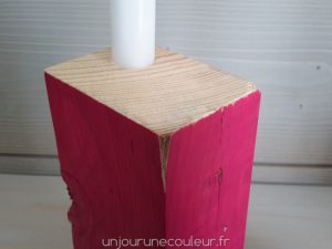 Bougeoir Cubic rose en bois recyclé