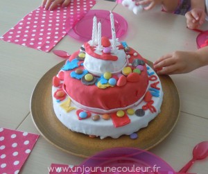 belles couleurs pour un gâteau de princesse