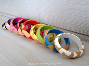 unjourunecouleur : Bracelet en bois peint à la main